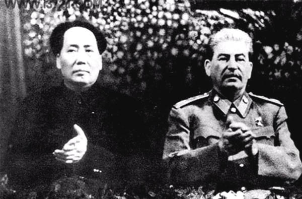 老照片：1949年12月21日，毛泽东到莫斯科出席斯大林70诞辰。