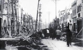 老照片：1915-1920年间正在改建的福州南大街
