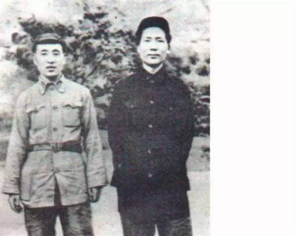 老照片：长征时期林彪与毛泽东的一张合影